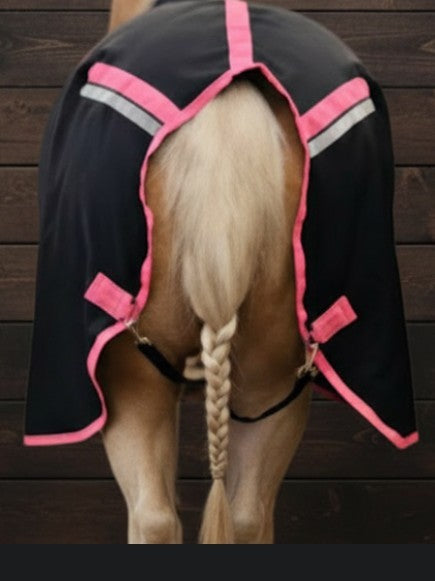 horsewear by STATLERHOUSE 420D Nylon Stable Sheet with Gussets